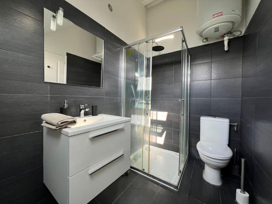 Bright Studio Apartment - フォンテーヌブロー エクステリア 写真
