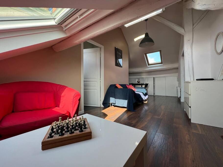 Bright Studio Apartment - フォンテーヌブロー エクステリア 写真